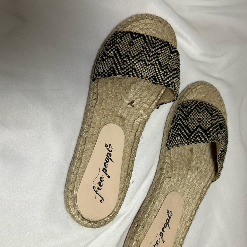 Free People sandals These are in great condition, especially the bottoms.